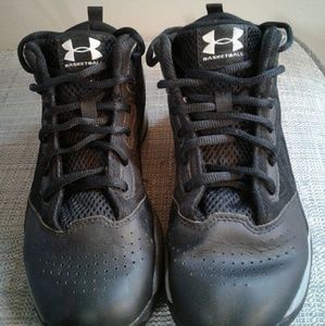 Under Armour Youth Jet Mid Basketball Shoes